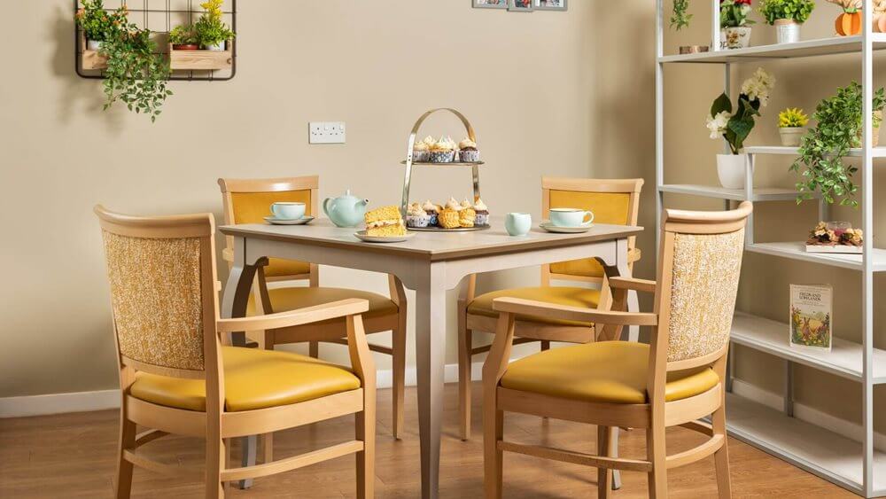 Heffle Court - Heffle Court dining room 2