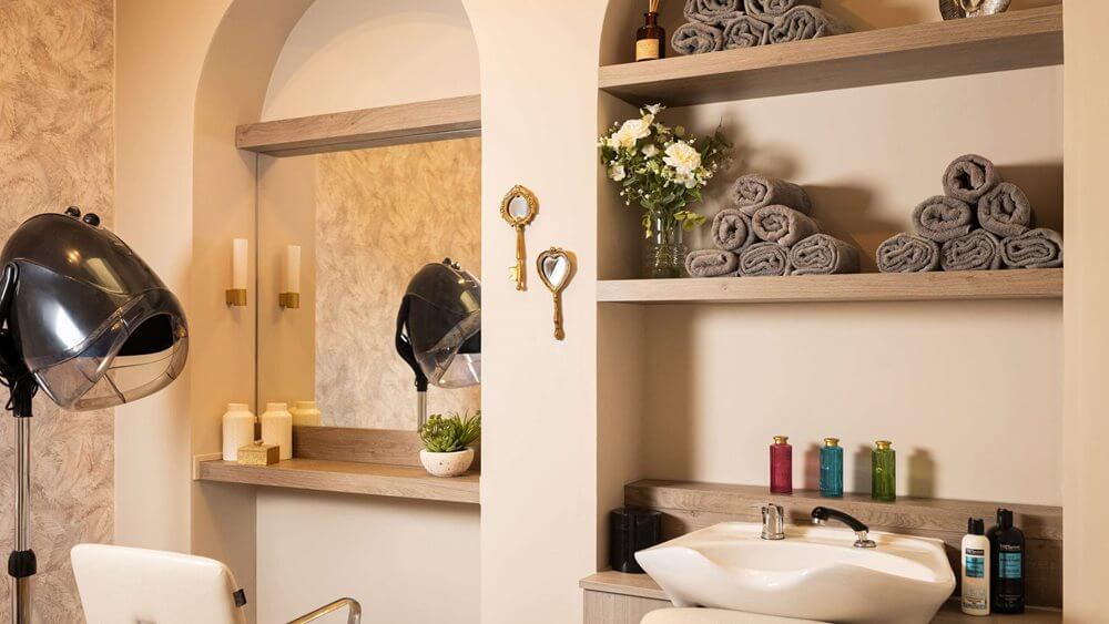Knowle Park - Knowle Park salon
