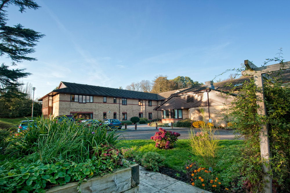 Woodland Hall Care Home in Stanmore, Greater London Care UK