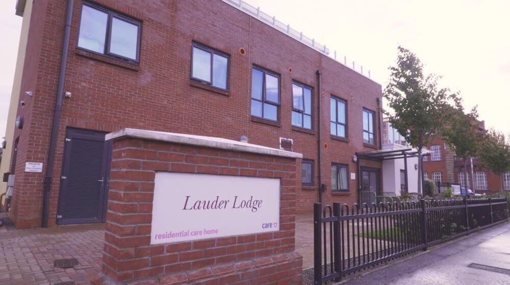 Take a tour around Lauder Lodge