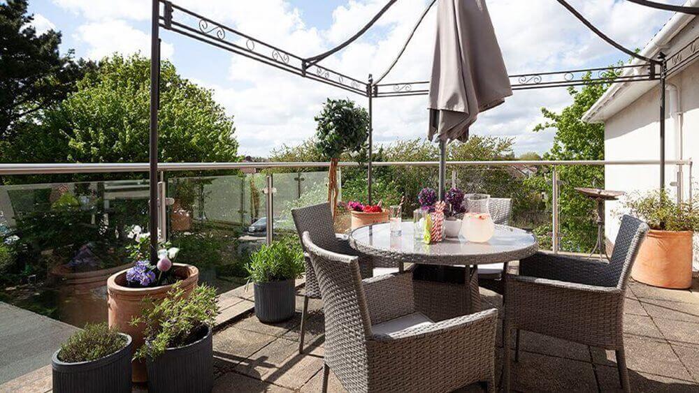 Priory Court - Priory Court garden