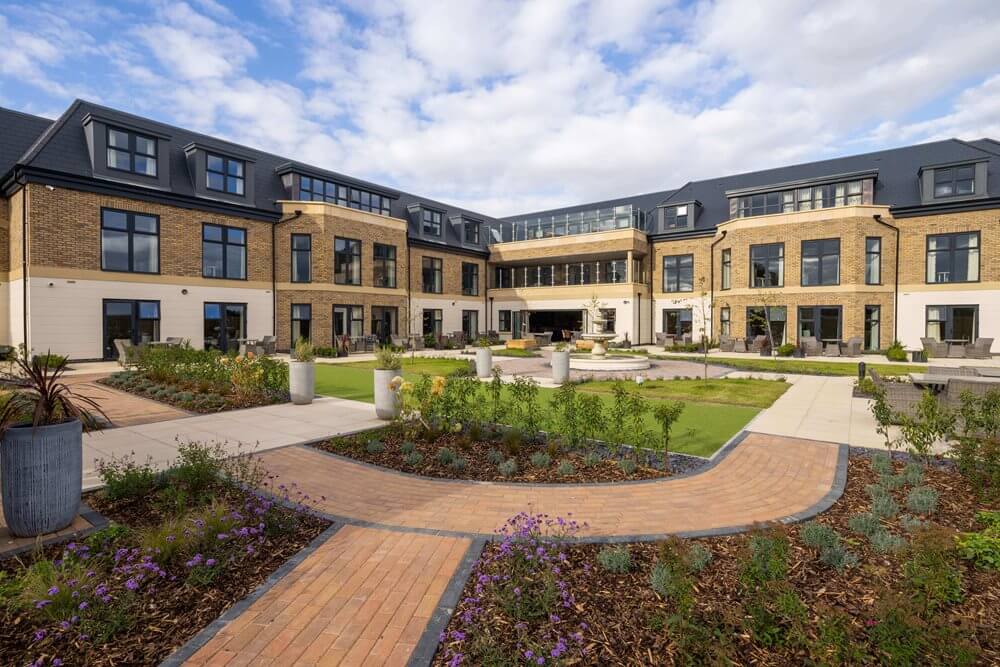 Bank Care Assistant - Sleaford Manor garden