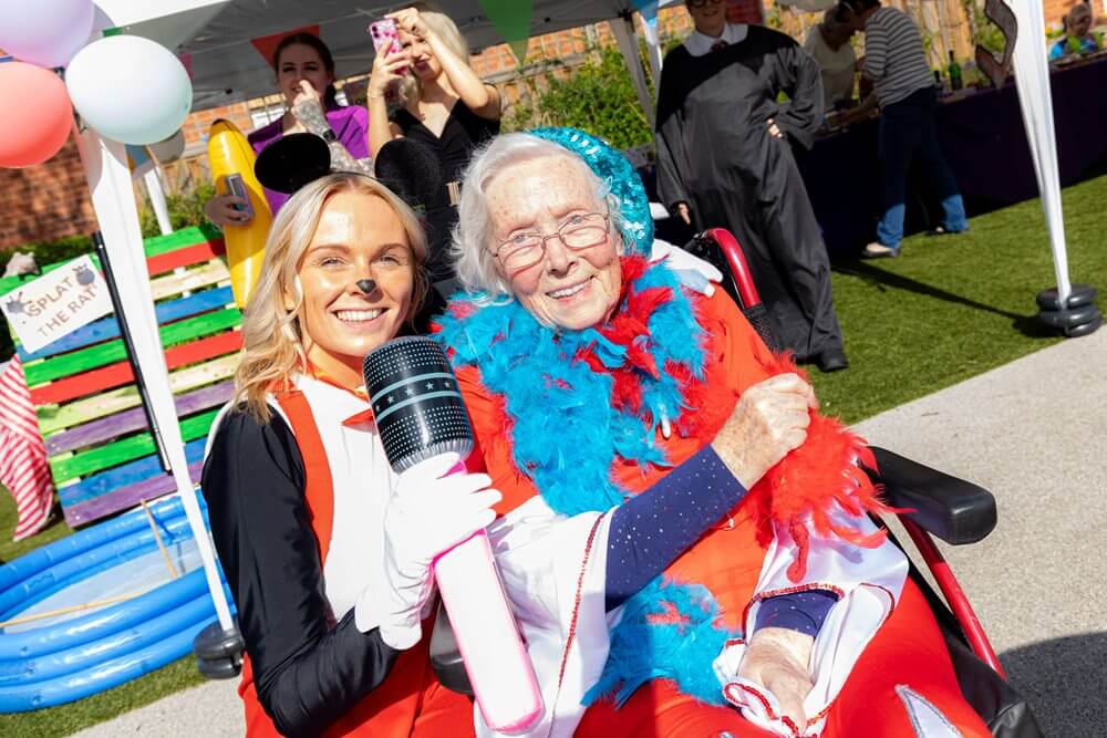 Lonsdale Mews - Lonsdale Mews party 3