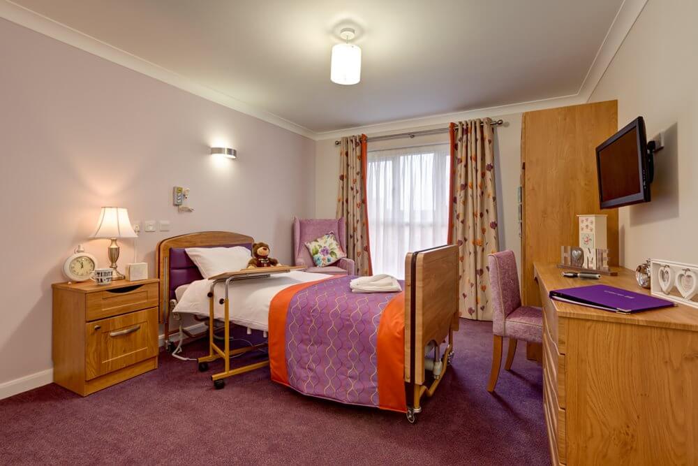 Field Lodge Care Home in St Ives, Cambridgeshire Care UK