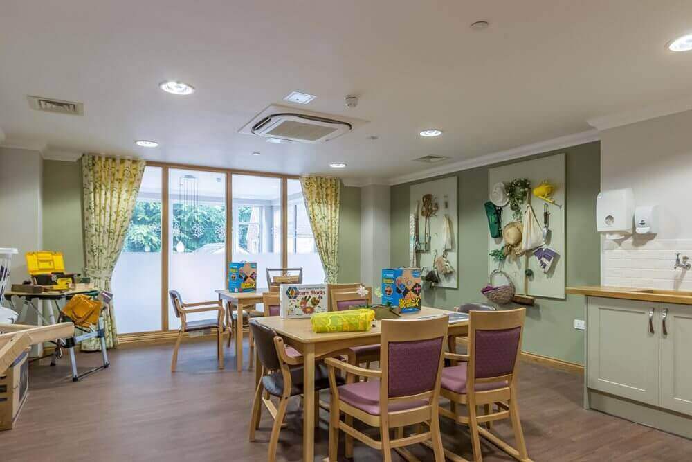 Bank Care Assistant - dinning-room18_10 image