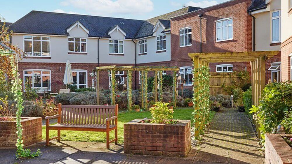 Stowford House - Stowford House garden 