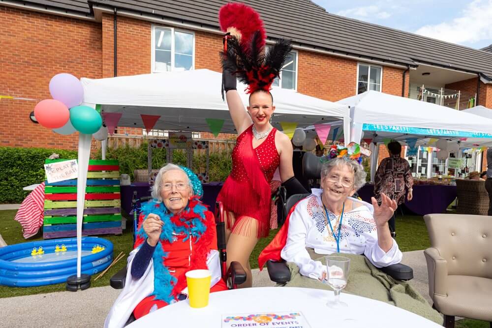 Lonsdale Mews - Lonsdale Mews party 1