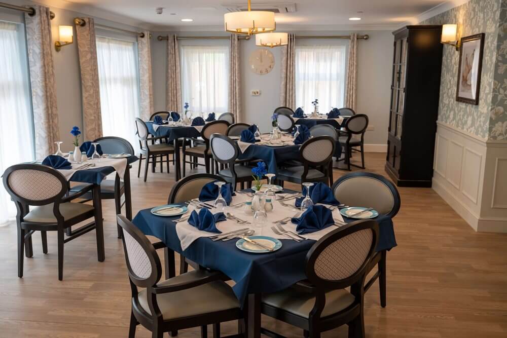 Elderflower Grange - Elderflower Grange dining room