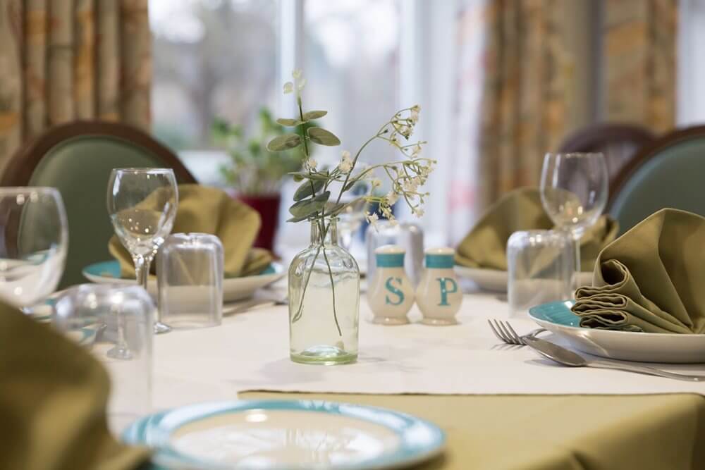Seccombe Court - Seccombe Court dining 2