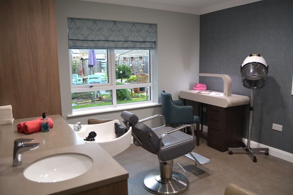 Glastonbury Court - Glastonbury Court salon 1