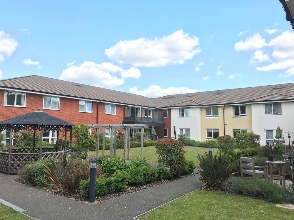 Team Leader Care Nights - hartismere place - lead