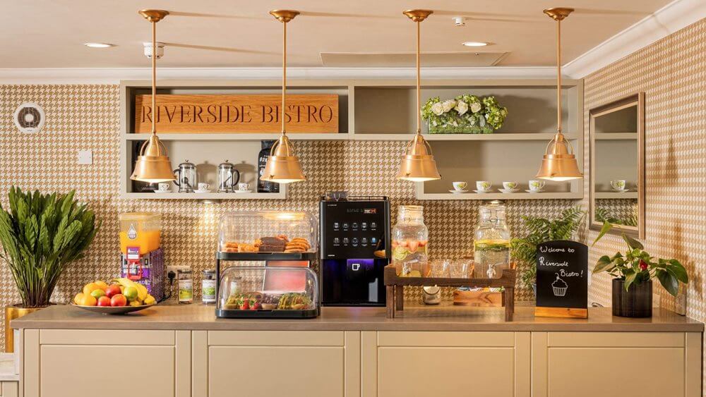Riverside Place - Riverside Place cafe