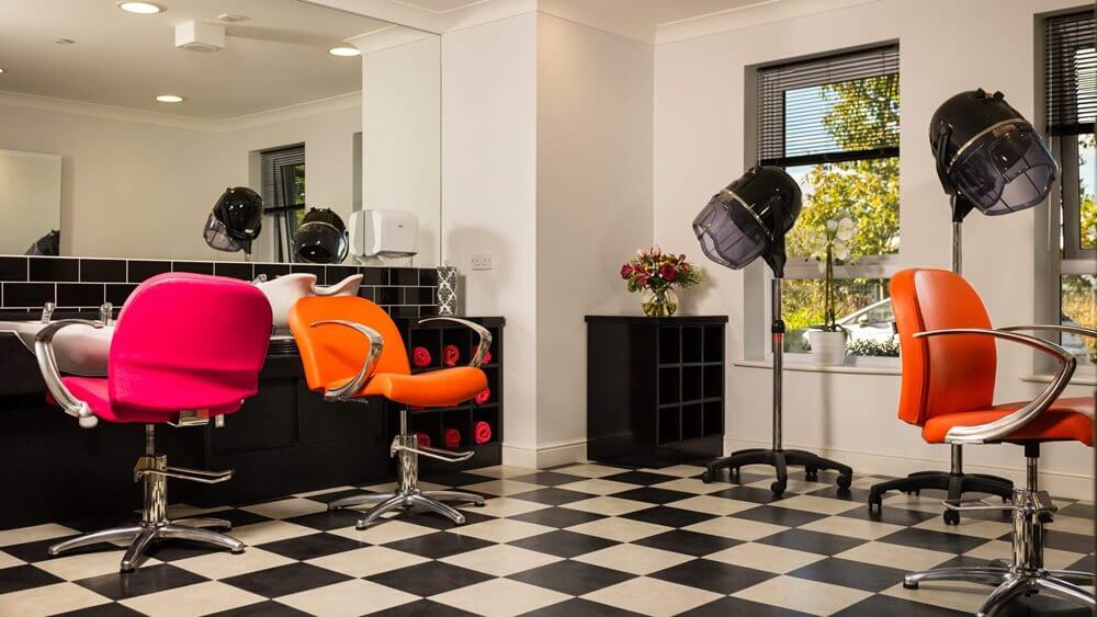 Ivy Court - Ivy Court salon