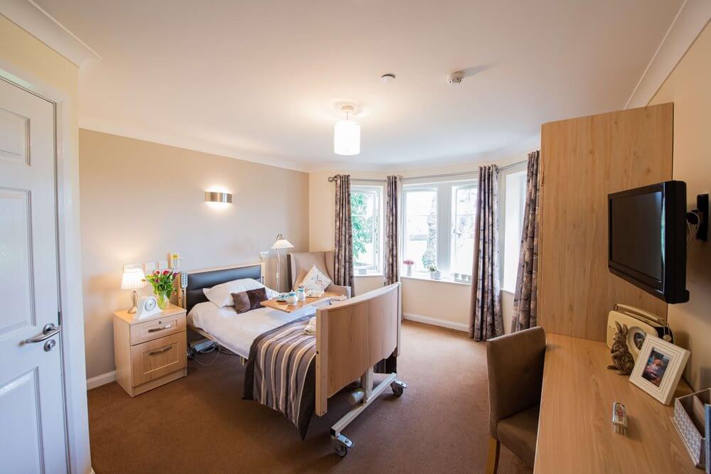 Team Leader Care - Colne View - bedroom