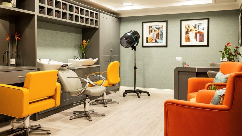 Brook House - Brook House salon