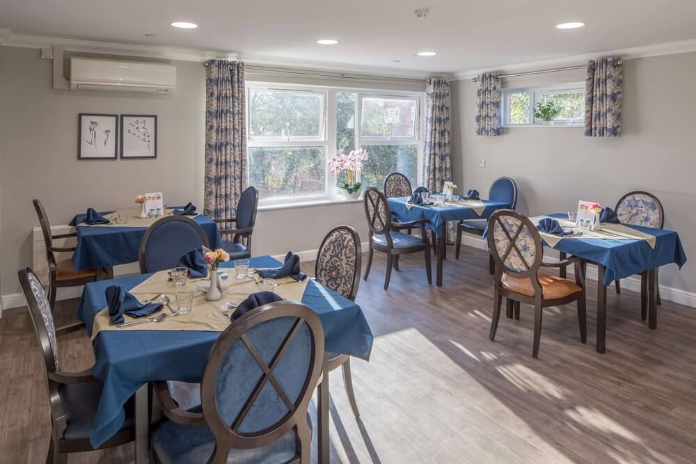 Ivy Grove - Ivy Grove dining room 2