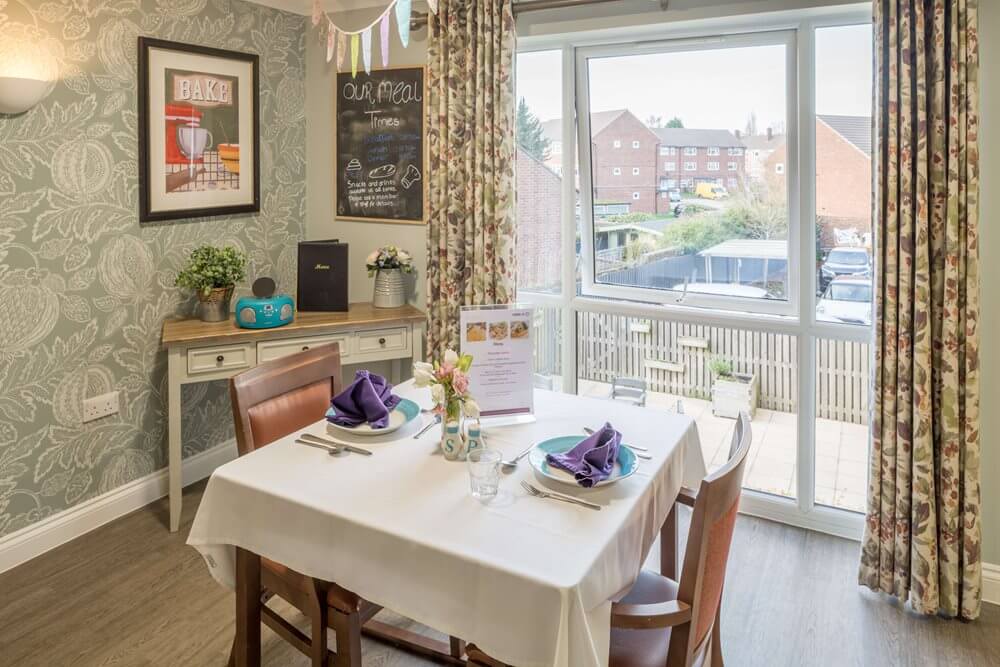 Snowdrop House - Snowdrop House dining 2