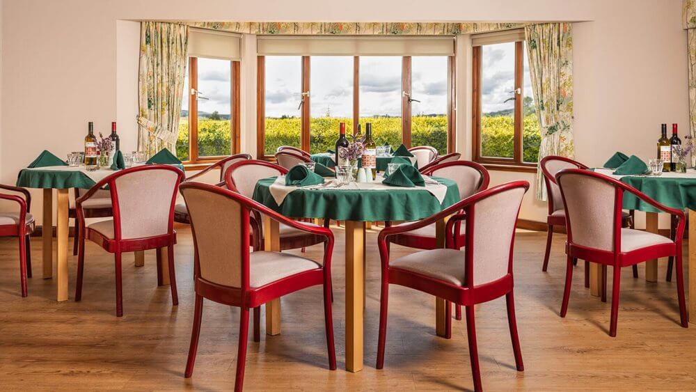Strathview - Strathview dinning room