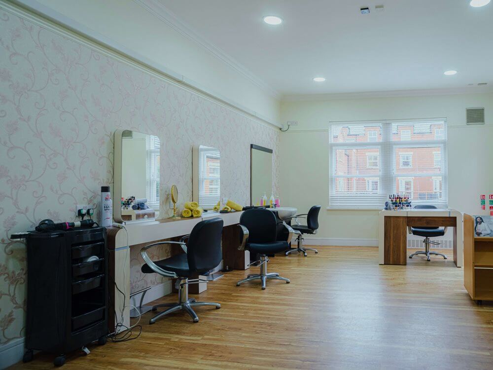 Westfield Park - Westfield Park salon