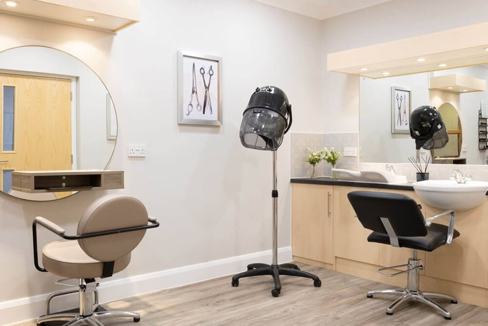 Dormy House - Dormy House salon 