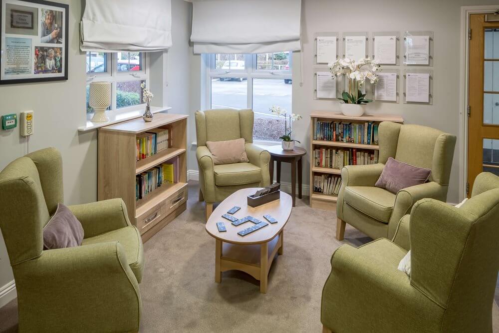 Seccombe Court - Seccombe Court lounge 3