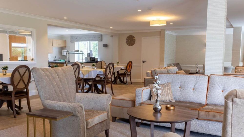 L'Hermitage - L'Hermitage dining room