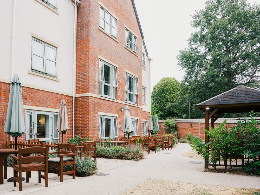 Highmarket House - Highmarket House garden 2