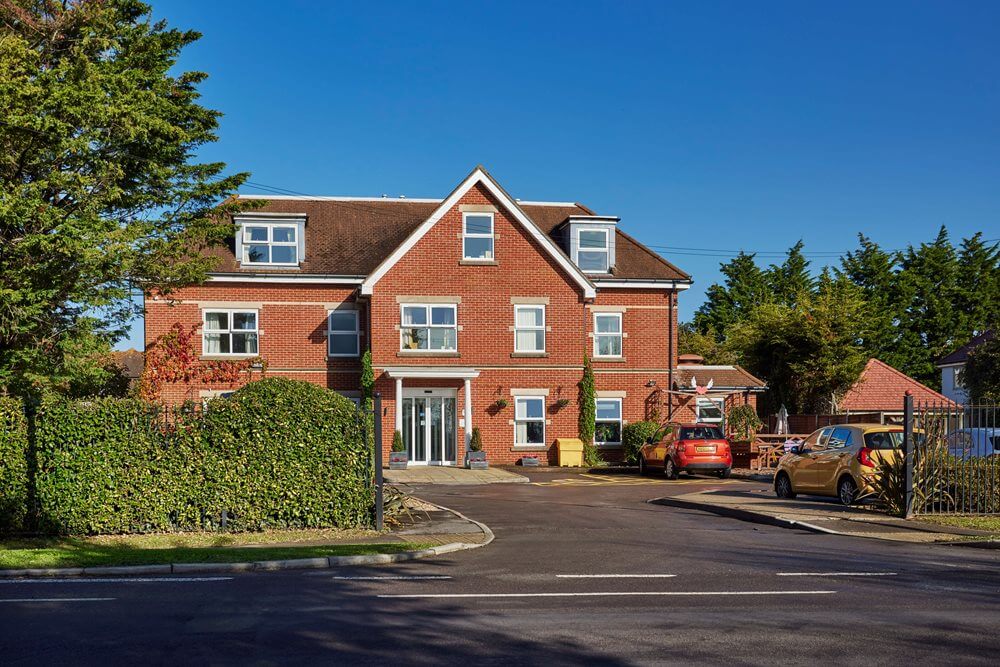 Kings Lodge  - Kings Lodge lead