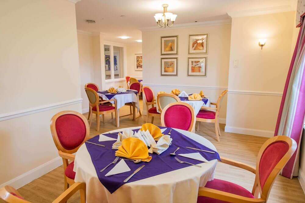 Registered General Nurse - Colne View - dining room