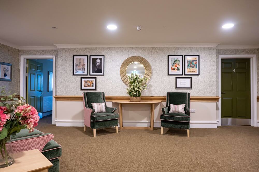 Second Chef - Bailey Lodge corridor