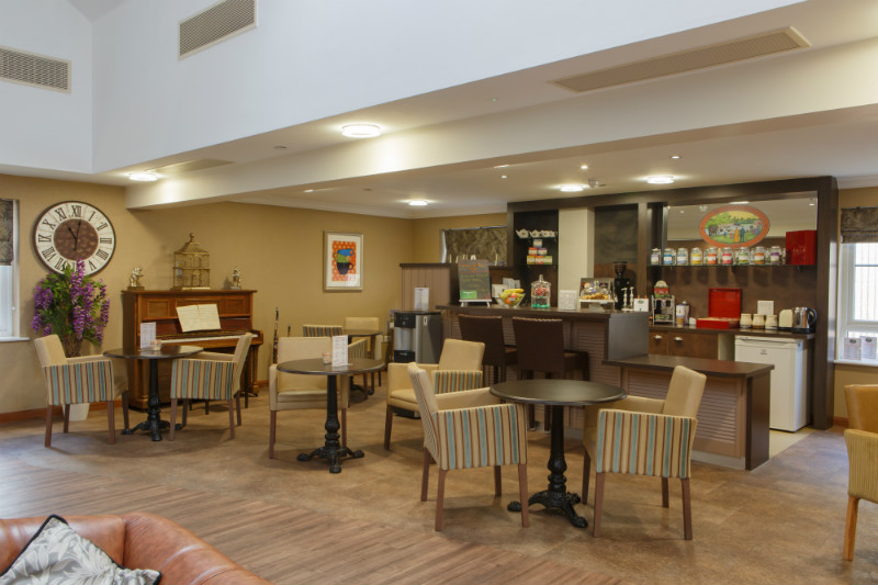 Priors House Care Home Royal Leamington Spa, Warwickshire Care UK