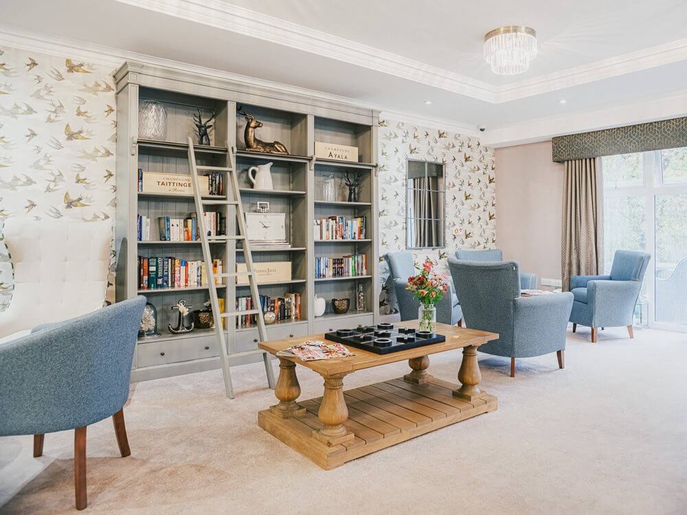 Tranby Park - Tranby Park lounge 2