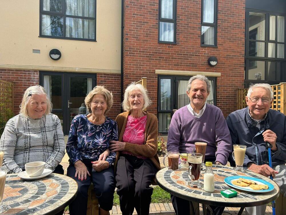 Long Stone Manor - Long Stone Manor lifestyle 9