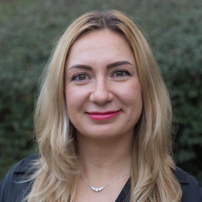 Ionela Vezeteu 
