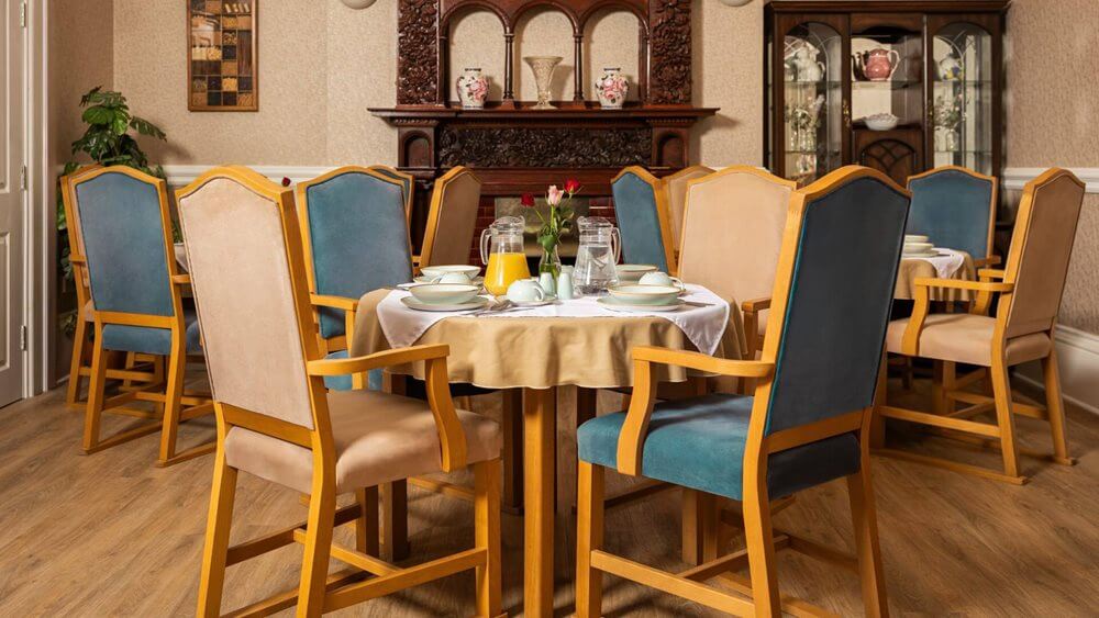 Firtree House - Firtree House dining room 2