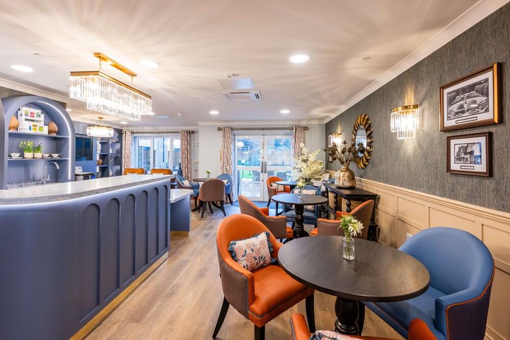 Second Chef - Bailey Lodge cafe 1