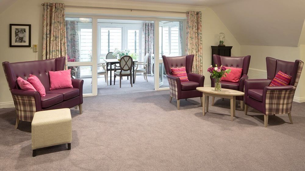 Newbury Grove - Newbury Grove lounge 1