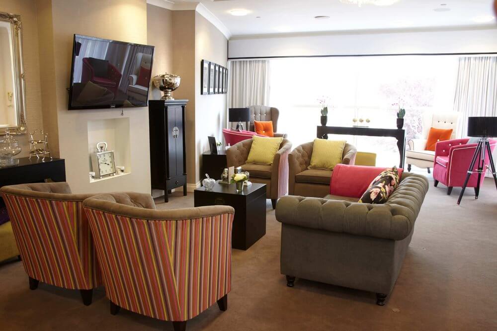 Sous Chef Bank - Weymouth- lounge 